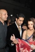 Aishwariya, Kareena, Priety, Shahrukh and lots of other celebs sizzle at Hrithik Roshan birthday bash - inditop.com 9