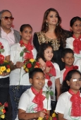 Aishwarya & Akshay grace Rose Day celebrations by CPAA - inditop.com19