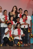 Aishwarya & Akshay grace Rose Day celebrations by CPAA - inditop.com23