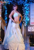 Amrita Rao, Geeta Basra, Yuvika, Sherlyn and Other Top Actress Exclusive catwalk images at Beti Show - inditop.com 20