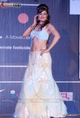 Amrita Rao, Geeta Basra, Yuvika, Sherlyn and Other Top Actress Exclusive catwalk images at Beti Show - inditop.com 21