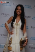 _Amrita Rao, Urmila, Sophie & other top actress at Manish Malhotra Bash 10