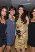 _Amrita Rao, Urmila, Sophie & other top actress at Manish Malhotra Bash 12