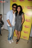 Anushka Sharma, Shahid Kapoor  and full starcast of Badmash Company visits R City Mall - inditop.com 14