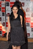 Asin Looking Awesome in Black at Filmfare Nominations red carpet - inditop.com 5