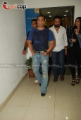 Ayesha & Salman at Wanted special screening 1