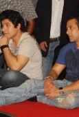 Ayesha & Salman at Wanted special screening 10