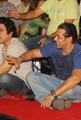 Ayesha & Salman at Wanted special screening 12