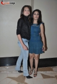 Beautiful Shefali Zariwala and Sunidhi at Michael Learns To Rock bash - inditop.com3