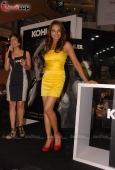 Bipasha Basu and Mandira at Kohler pressure play games event - inditop.com12