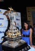 Bipasha Basu unveils Vandrevala Foundation race trophy - inditop.com 30