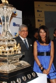 Bipasha Basu unveils Vandrevala Foundation race trophy - inditop.com 36