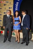 Bipasha Basu unveils Vandrevala Foundation race trophy - inditop.com 4