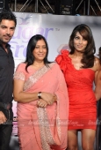 Bipasha unveils her Fitness DVD Love youorself - inditop.com 33