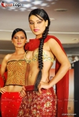 Brinda Parekh,Mahek Chhal & other super sexy models  walks the ramp for Roopaje 