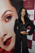 Celina Jaitley at LIFW beauty saloon - inditop.com 21