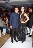 Celina Jaitley, Rahul Bose with designer Rina Dhaka, Dev R Nil at Signature fashion show - inditop.com44