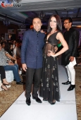 Celina Jaitley, Rahul Bose with designer Rina Dhaka, Dev R Nil at Signature fashion show - inditop.com45