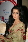 Celina jaitley to judge Most Talented Trangender contest - inditop.com 7