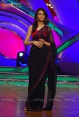 Dance India Dance anchor Beautiful Saumya Tandon Photoshoot on the sets of DID - inditop.com 