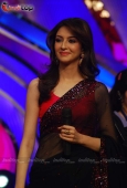 Dance India Dance anchor Beautiful Saumya Tandon Photoshoot on the sets of DID - inditop.com 3