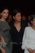 Deepika Padukone & Shah Rukh Khan at Cosmopolitan Awards -  inditop.com 18