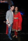 Deepika padukone and Neil on the sets of Chote Ustad - inditop.com11