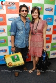 Dia Mirza & Arshad promote hum tum aur Ghost on Radiocity - inditop.com 9