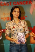 Dia Mirza launches book Prernaa - inditop.com 14