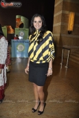 Dia Mirza, Neha Dhupia, Sania Mirza, Shamita Shetty & Sophie at Shantanu Nikhil Show at LFW 2010 - inditop.com 9