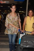 Dia Mirza, Zarine Khan arrive back in Mumbai From IIFA - inditop.com