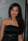 Hot Priyanka Kothari at Agyaat press meet 5