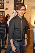 Hrithik Roshan and Zayed Khan at Daboo Ratnani calendar launch at Olive - inditop.com 7