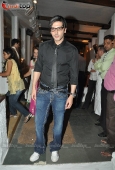 Hrithik Roshan and Zayed Khan at Daboo Ratnani calendar launch at Olive - inditop.com 8