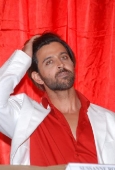 Hrithik-Suzanne at the launch of Country Club Vivaah 7