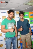 John at Radio City to promote Jhootha Hi Sahi - inditop.com10