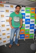 John at Radio City to promote Jhootha Hi Sahi - inditop.com15