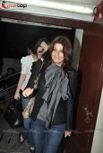 Kangan & Twinkle at Special Screening of Khatta Meetha - inditop.com8