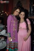 Kangna Ranaut, Sophie grace Manyata Dutt Baby Shower ceremony at Veda - inditop.com1