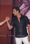 Kareena Kapoor & Akshay Kumar at Kambaqt Ishq press meet 1