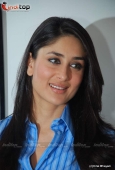 Kareena Kapoor launches the Marathi version of Rutuja Diwekar book Dont Lose Your Mind, Lose Your Weight - inditop.com   11