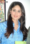 Kareena Kapoor launches the Marathi version of Rutuja Diwekar book Dont Lose Your Mind, Lose Your Weight - inditop.com   14