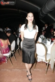 Karishma Kapoor, Mahima Chaudhry, Isha sharvani and Big B grace Lalit Intercontinental 1st anniversaryl -  inditop.com 23