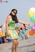 Photoshoot of Telugu Heroine Tapasee - inditop.com15