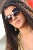 Photoshoot of Telugu Heroine Tapasee - inditop.com17