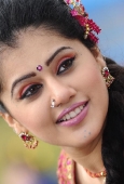 Photoshoot of Telugu Heroine Tapasee - inditop.com36