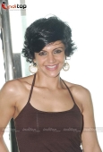 Mandira Bedi at Van Heusen Mens Fashion Week model auditions - inditop.com10