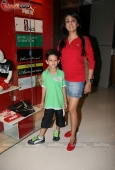 Mini Mathur, Aditi Gowitrikar and Maria Goreeti with kids at Puma Gina Gony wear launch 4