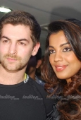 Mugdha, Neil & Whole Jail Team at Shivas saloon launch 11