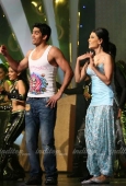 Performance pics of Deepika, Ria, Neha, Koina, Sophie at Sahara Sports Awards inditop.com  31